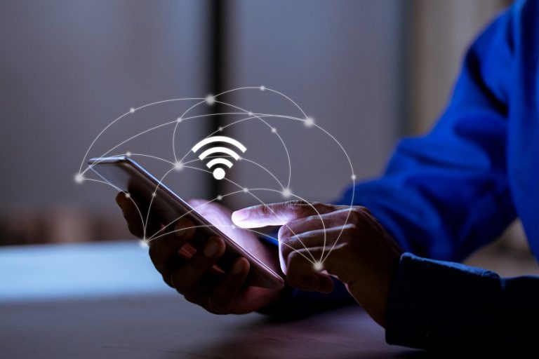 モバイル型Wi-Fiの速度が遅い時の原因・対処・予防法を徹底解説！